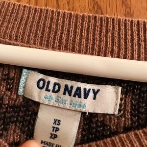 Old Navy Leopard Print sweater